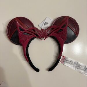BNWT Scarlett Witch Minnie Disney ears